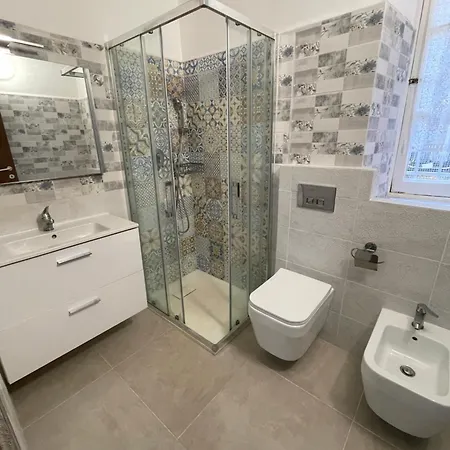 Appartamento Casa Con Corte La Spezia